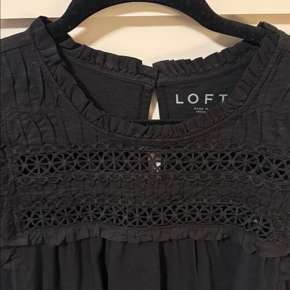 LOFT Black Ruffle Top - Picture 4 of 4